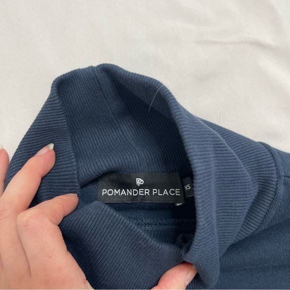 Tuckernuck Pomander Place Navy Blue Porter Mock Sweatshirt Pocket Dress Size XS - Picture 6 of 9